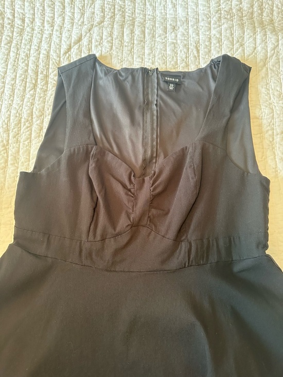 torrid Dresses & Skirts - torrid Black Sleeveless Fit & Flare Dress with Sweetheart Bodice Retro Chic